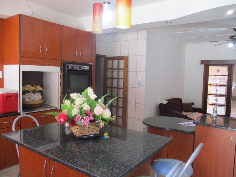 4 Bedroom Property for Sale in Hospitaalpark Free State